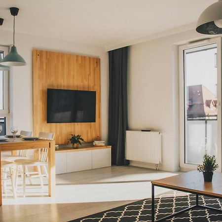 Pobookowane Stocznia Apartments Гданськ Екстер'єр фото
