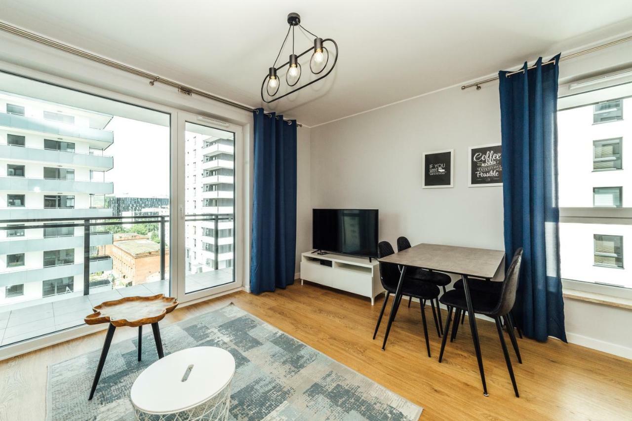 Pobookowane Stocznia Apartments Гданськ Екстер'єр фото