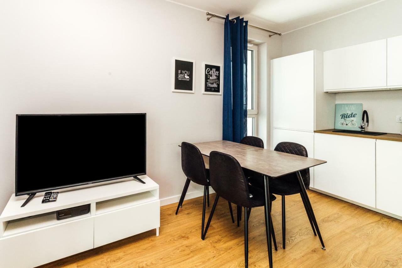 Pobookowane Stocznia Apartments Гданськ Екстер'єр фото