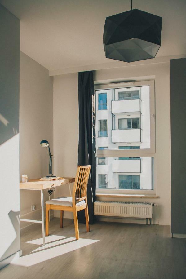 Pobookowane Stocznia Apartments Гданськ Екстер'єр фото