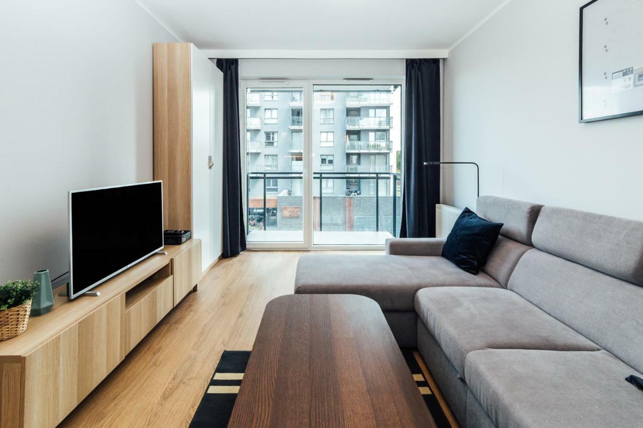 Pobookowane Stocznia Apartments Гданськ Екстер'єр фото
